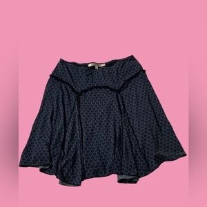 Studio M
Y2k skirt 
Petite XS